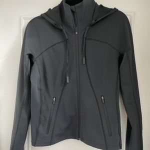 Lululemon Women Rain Repellent Running Jacket, size 10